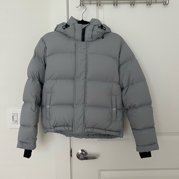 Aritzia Jackets & Blazers - Aritzia Super Puff Shorty Gray